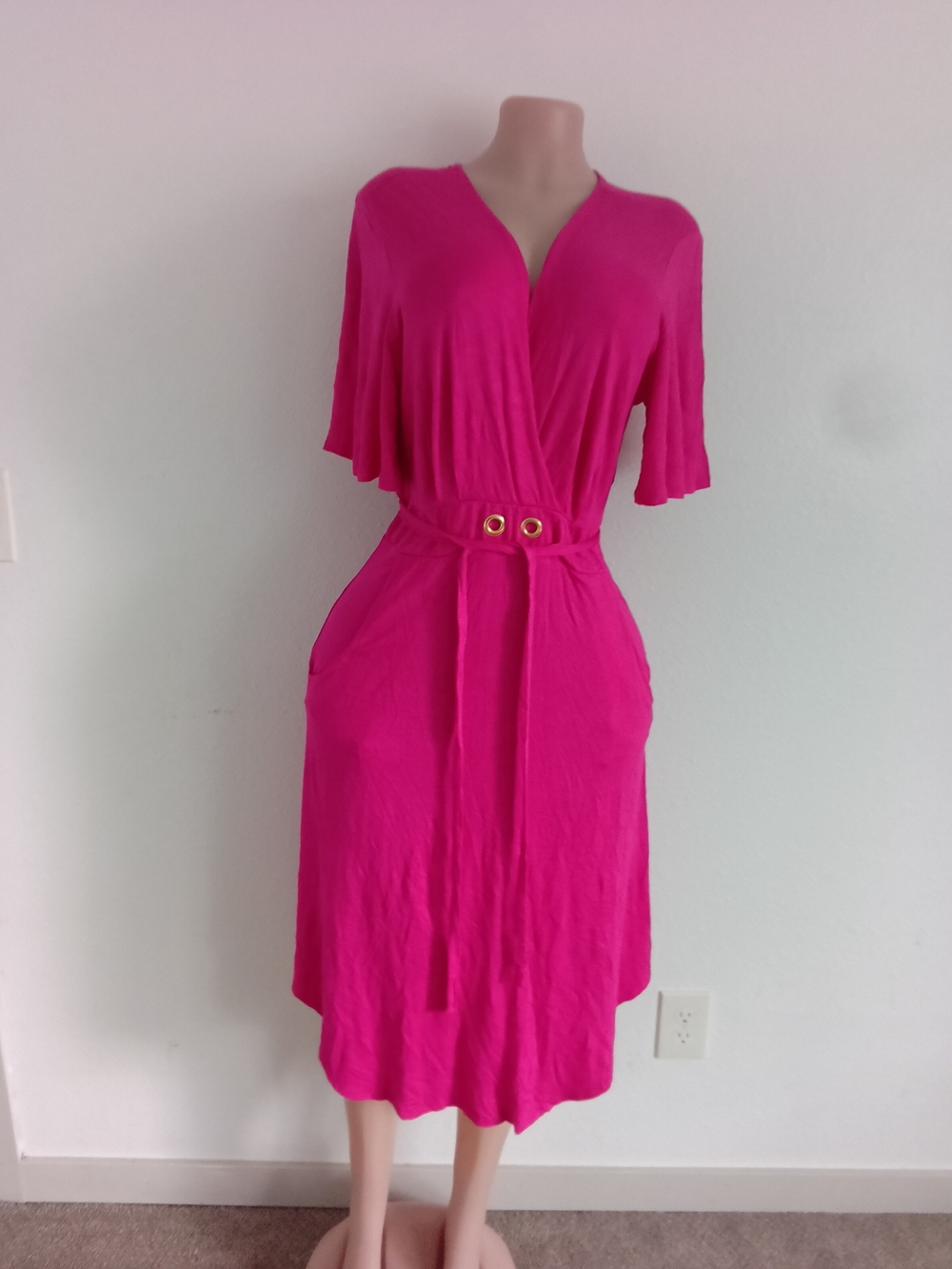 VENUS Fuchsia V-Neck Midi Dress with Self-Tie Belt